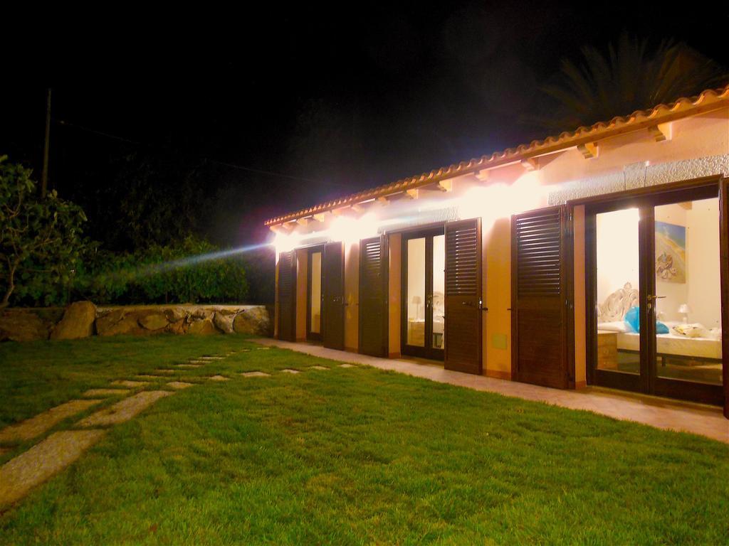 Quadrifoglio Affittacamere San Teodoro  Exterior photo