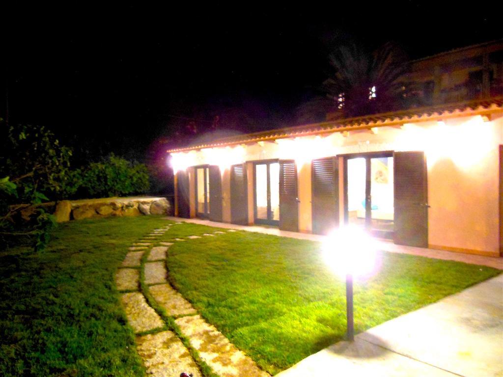Quadrifoglio Affittacamere San Teodoro  Exterior photo